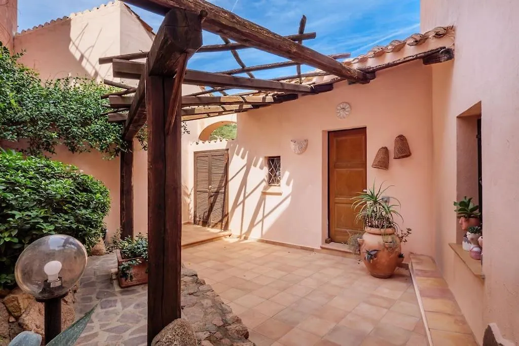 Villa Privata Con Piscina In Pantogia Porto Cervo Italien