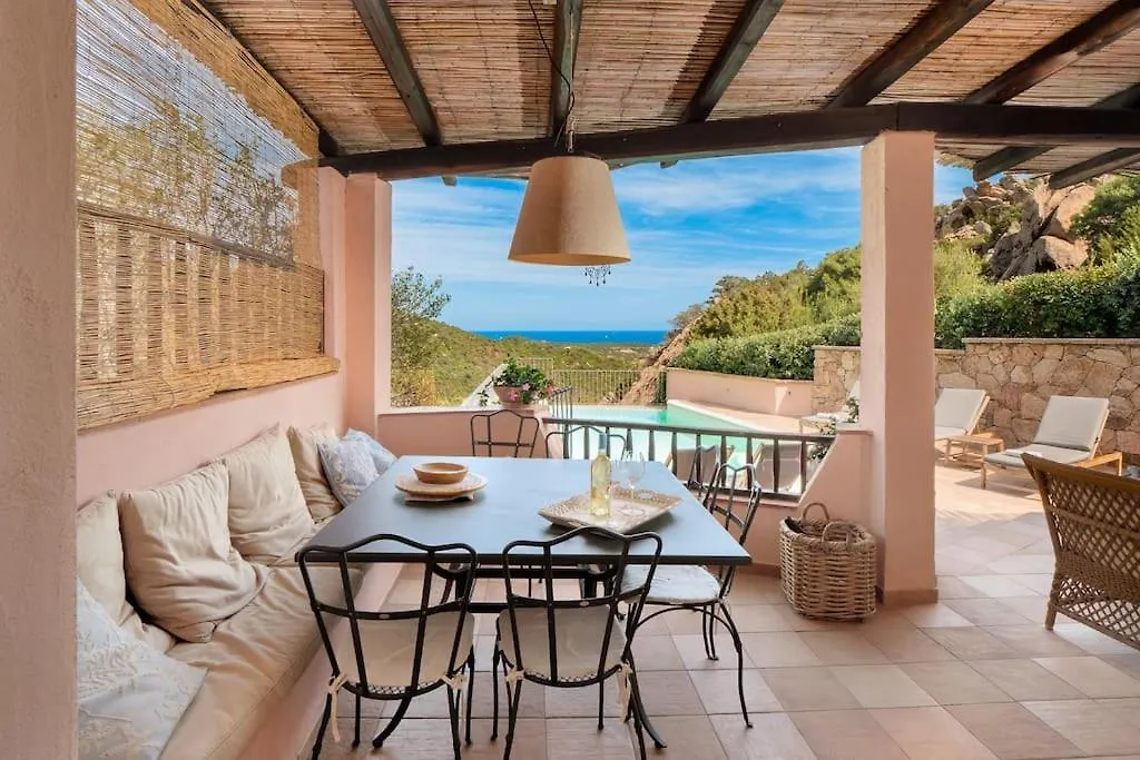 Villa Privata Con Piscina In Pantogia Porto Cervo Italien